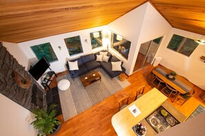 Living area - Tranquil Forested Cabin with Sauna, Home Gym, & AC (Eugene)