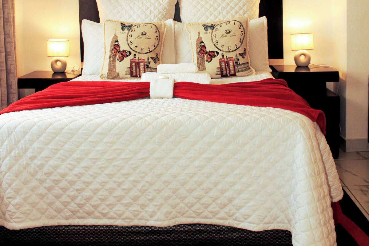 Premium Double Room | Air conditioning