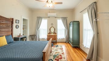 3 chambres, fer et planche à repasser, Wi-Fi, draps fournis