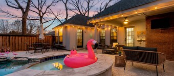Villa D’Oro, Saltwater Pool, Arcade, Golf, Game Room & Walking Trail