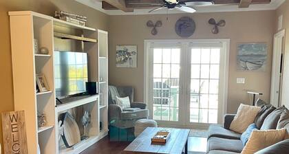 Tailin’ Reds Suwannee Gulf Condo. Private Boat Slip. Building 1 Unit 102