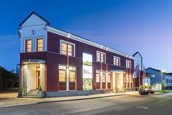 Front of property - Das Blaufränkisch Weinhotel & Restaurant (Deutschkreutz)