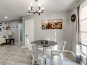 Dining - Experience convenience and comfort in this cozy fully updated modern home! (Oklahoma City)