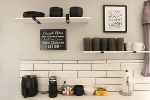 Interior - Experience convenience and comfort in this cozy fully updated modern home! (Oklahoma City)