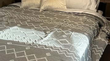 2 bedrooms, bed sheets