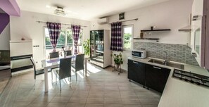 Departamento (Mit - 100m to the sea - A4(2+2) Purpl) | Área de sala de estar