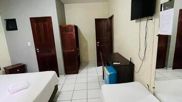 Basic Triple Room | Bed sheets