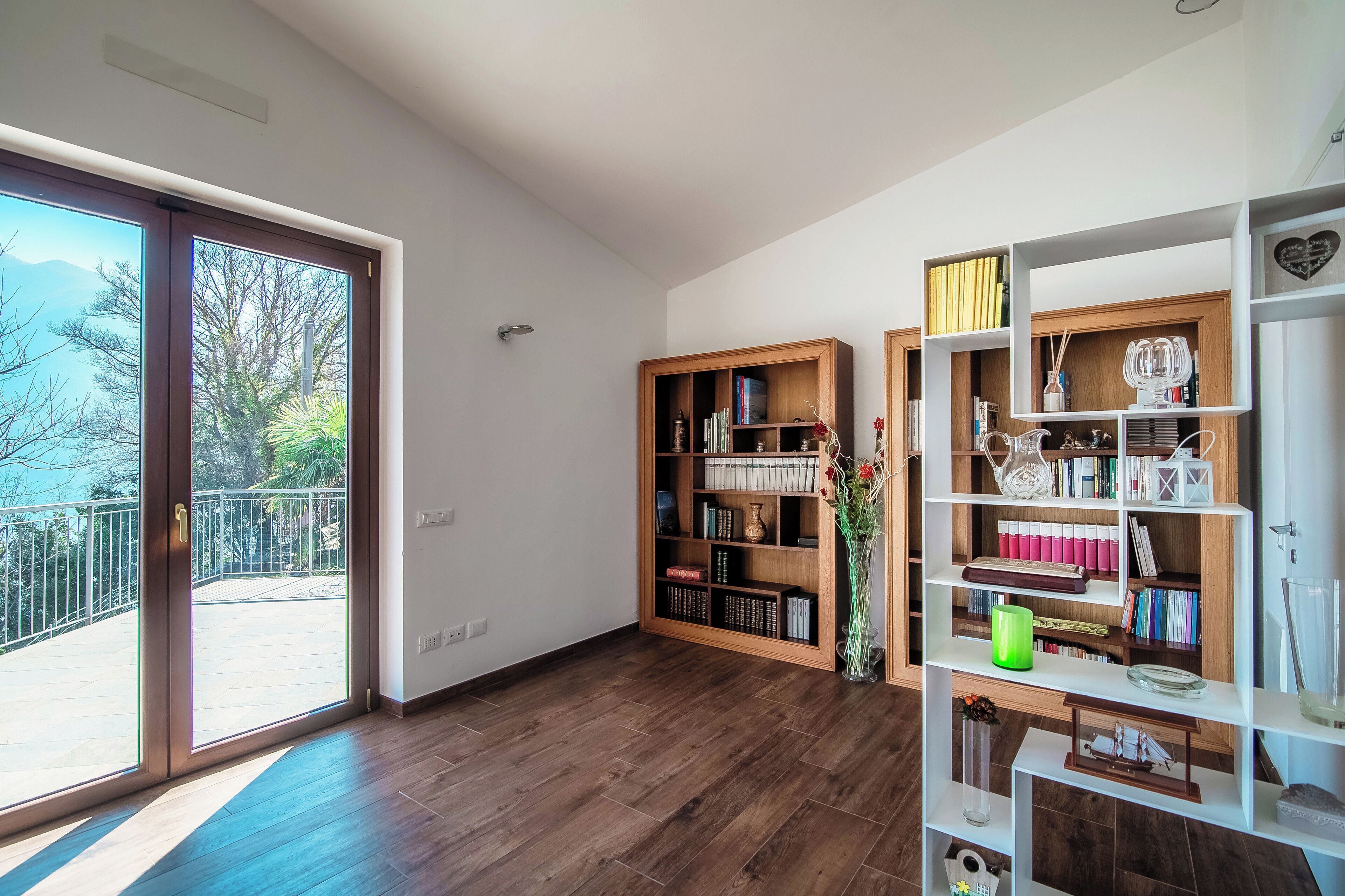 アパートメント | 3 室のベッドルーム、高級寝具、羽毛の掛け布団、アイロン / アイロン台