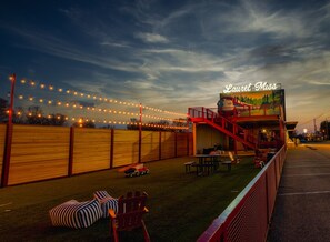 Terrace/patio - Full Kitchen, Downtown Laurel Walkable, Coffee Bar (Laurel)