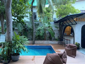 Una piscina techada