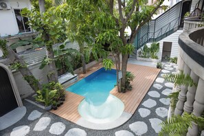 Una piscina techada