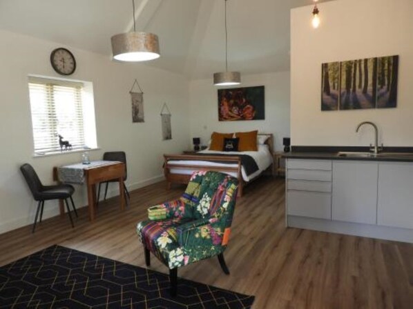 1 quarto, ferros/tábuas de passar roupa, Wi-Fi, roupa de cama