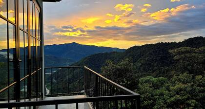 Cabaña en la Montaña Cerca del Parque Nacional Tapantí Orosi, Cartago Costa Rica