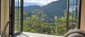 Cabaña en la Montaña Cerca del Parque Nacional Tapantí Orosi, Cartago Costa Rica