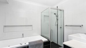 Douche, baignoire à jets