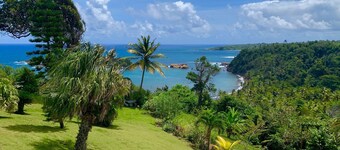 Sea Cliff Eco-Cottages & Gin Distillery