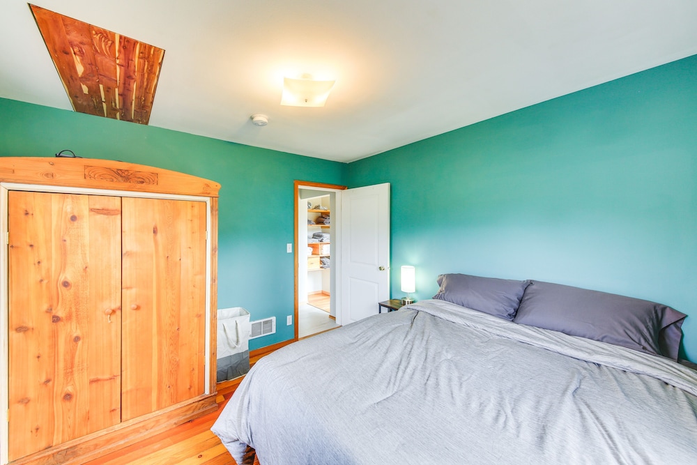 Clark Fork Vacation Home w/ Wood Stove Near Lake! Clark Fork Vrbo