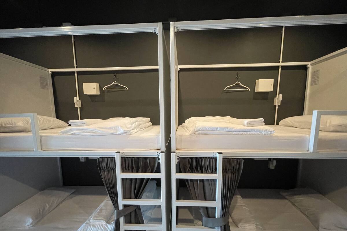 Dormitorio compartido | Caja fuerte, tabla de planchar con plancha, wifi gratis