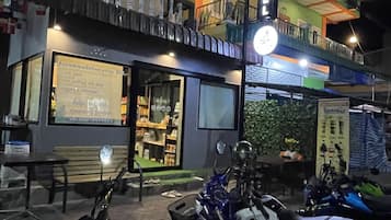 ์๋ฐ ์์ค ์ ๋ฉด