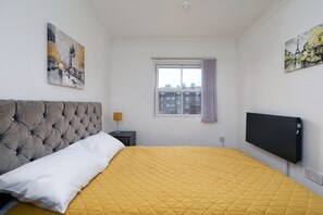 Apartment - 2 Bed Flat - Sleeps 4 - Wifi (Scarborough)