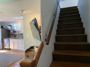 Interior - Clean/no smells. Seven blocks to antique New Orleans street car to Quarter. (New Orleans)