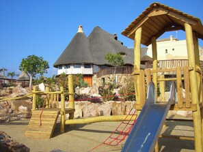 Aire de jeux - extérieure