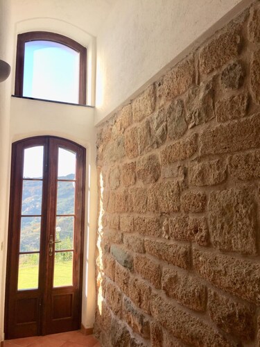 Accogliente Rustico 90mq, Giardino Vista Mare, Posto Auto, Animali Ammessi