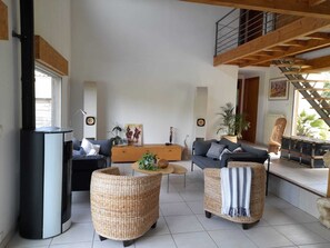 Interior - Villa sur 1000m2 de Terrain Avec Piscine. Idéal Pour Vacances en Famille (Mus)