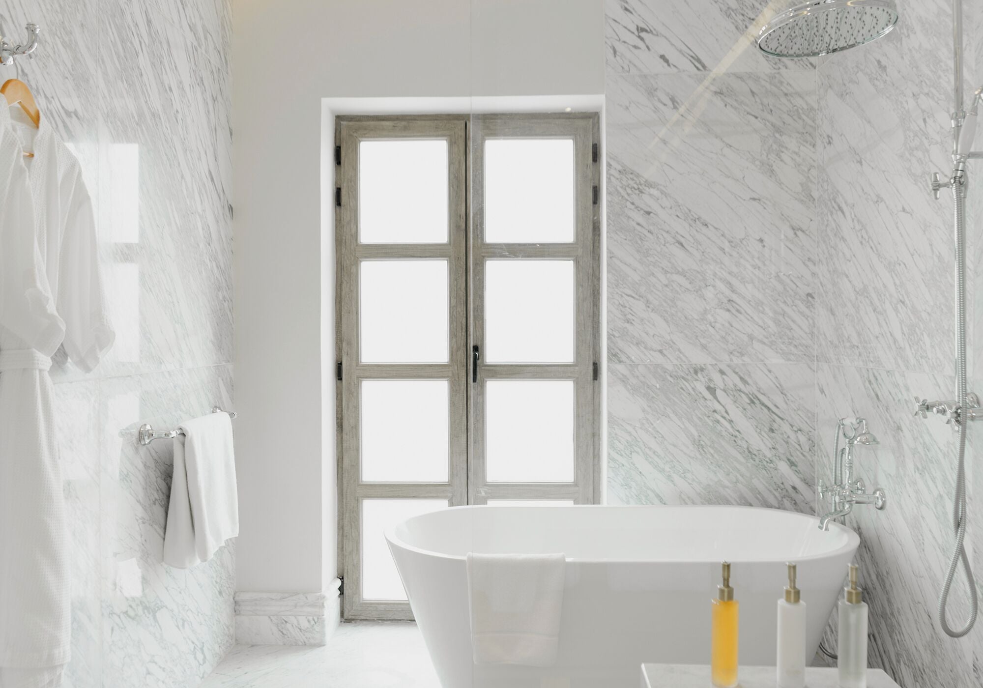 Kamar Double Deluks, pemandangan kota | Kamar mandi | Perlengkapan mandi gratis, pengering rambut, jubah mandi, dan sandal