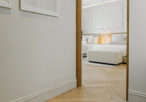 Deluxe-Doppelzimmer, Stadtblick | Allergikerbettwaren, Daunenbettdecken, Pillowtop-Betten