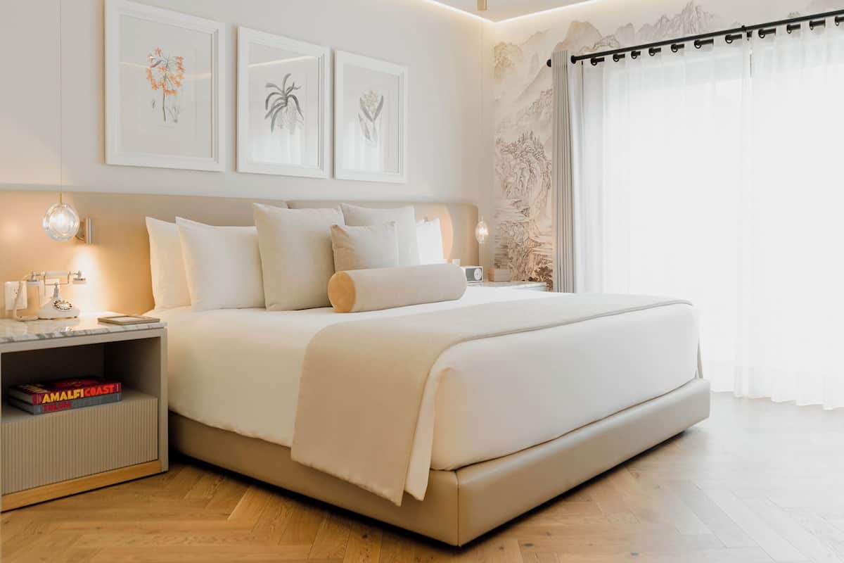 Kamar Deluks, 1 Tempat Tidur King | 1 kamar tidur, seprai antialergi, dan selimut bulu angsa