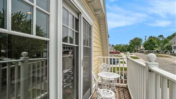 Quang cảnh nhìn từ nơi lưu trú