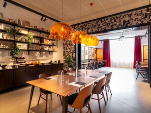 Free daily continental breakfast  - Ibis Styles Paris Villejuif  (Villejuif)