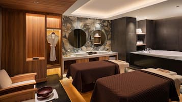 Couples treatment rooms, steam room, body treatments, aromatherapy
