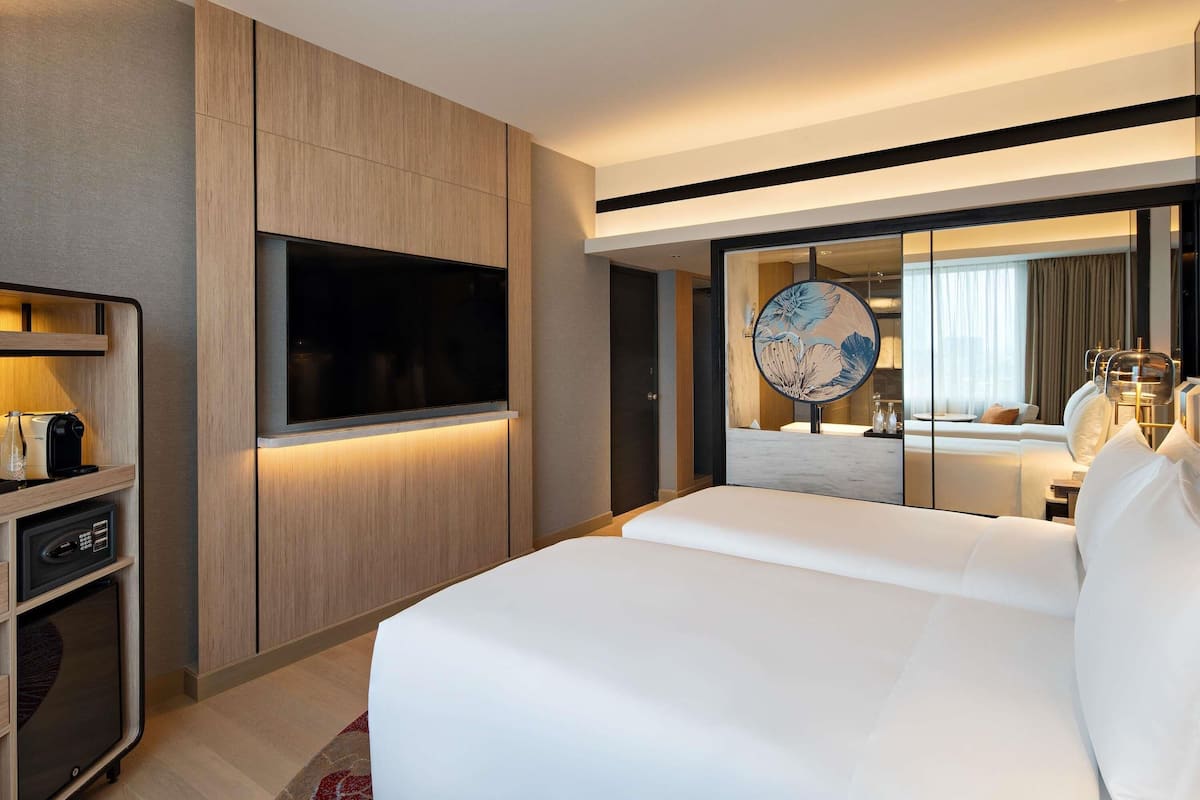 Habitació executiva, 2 llits individuals | Minibar, caixa forta a l'habitació i escriptori