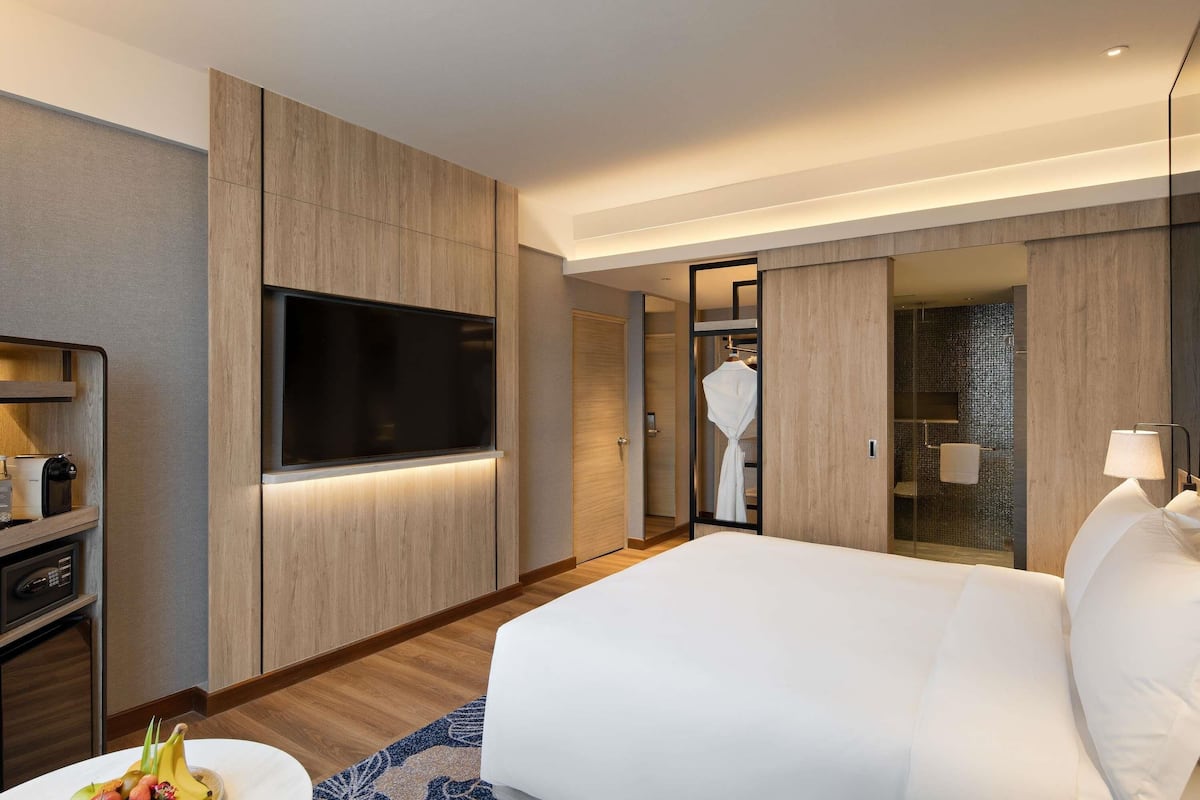 Classic Room, 1 Queen Bed