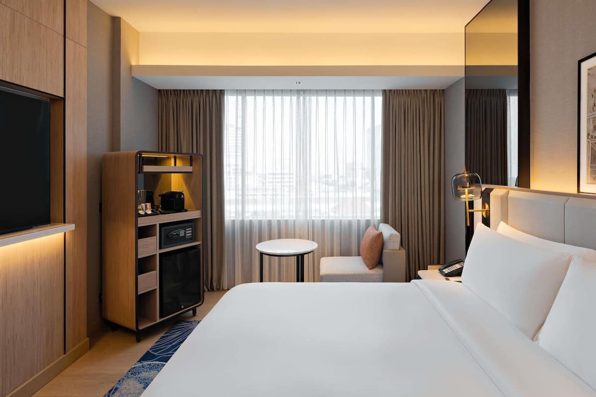 Executive Room, 1 Queen Bed