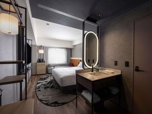 Phòng Executive, 1 giường đôi, không hút thuốc, quyền sử dụng Club Lounge (Shower Booth) | 1 phòng ngủ, bộ đồ giường kháng dị ứng, két bảo mật tại phòng 