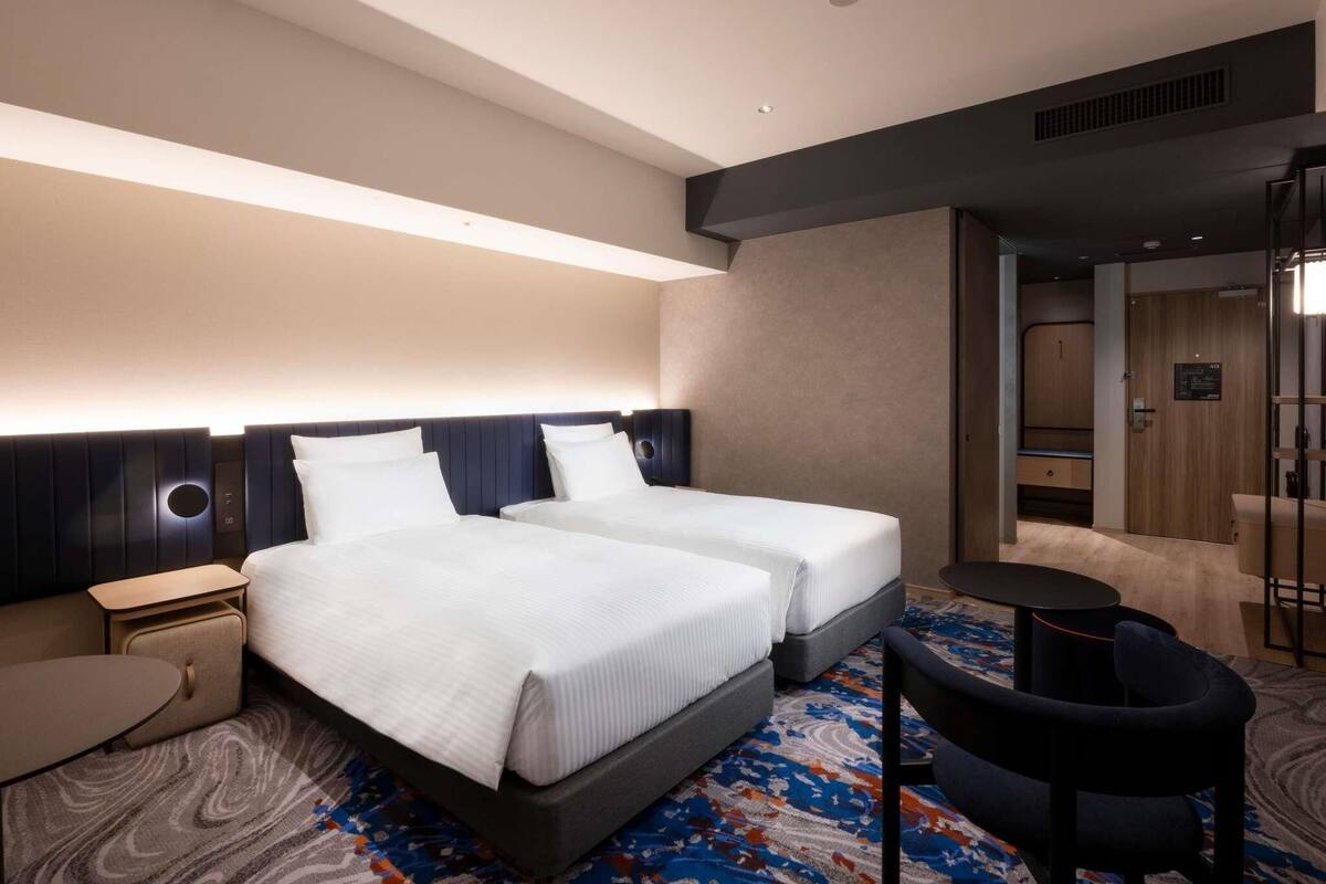 Superior Family Room with 2 single beds, Non Smoking