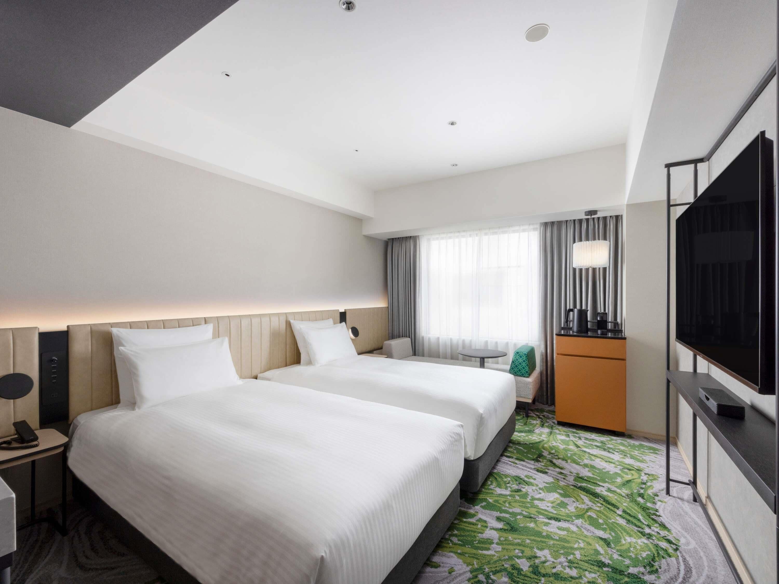 Hypo-allergenic bedding, in-room safe, blackout drapes, soundproofing