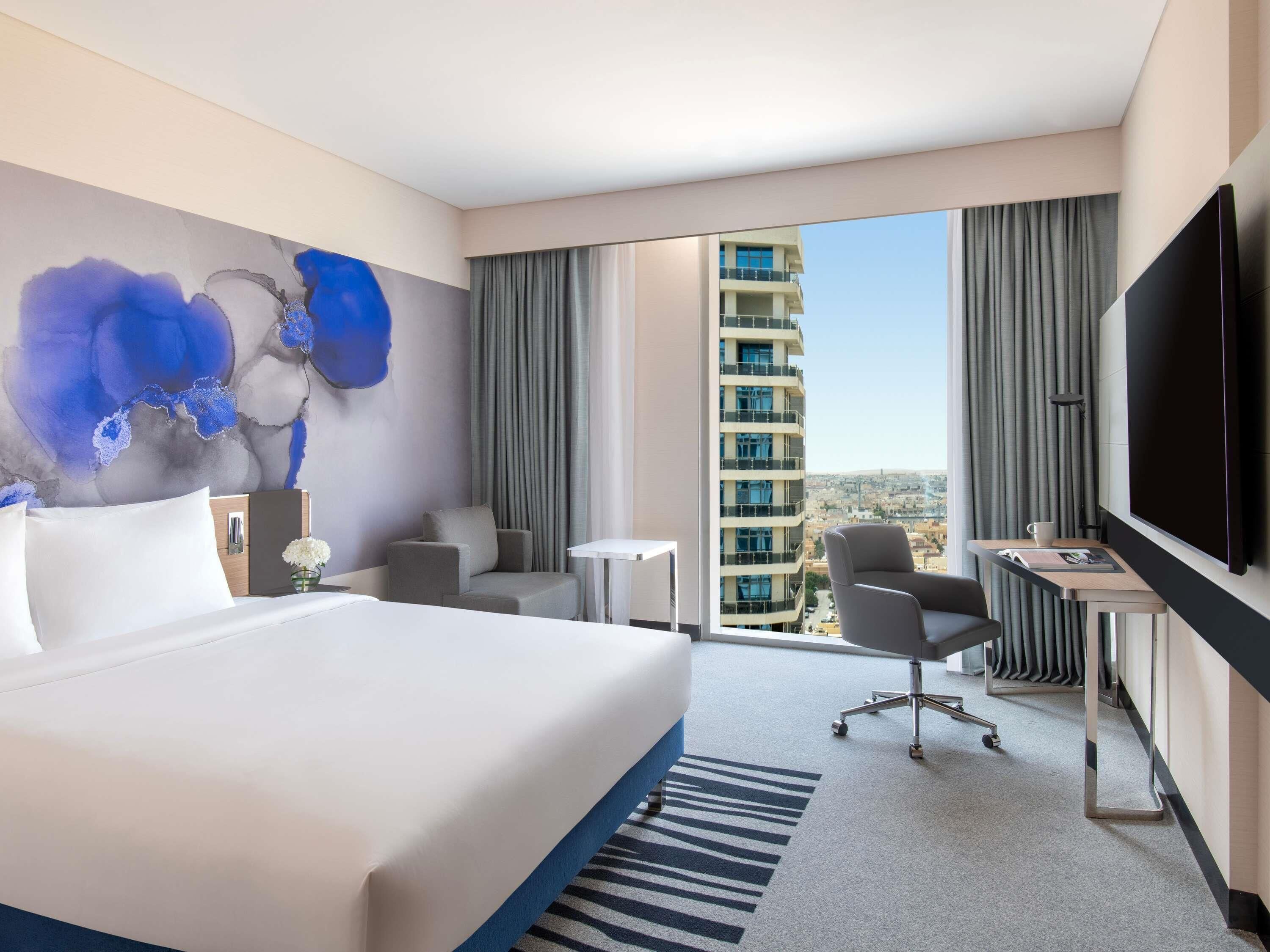 Kamar Superior, 1 Tempat Tidur King | Seprai premium, minibar, brankas, dan tirai kedap cahaya