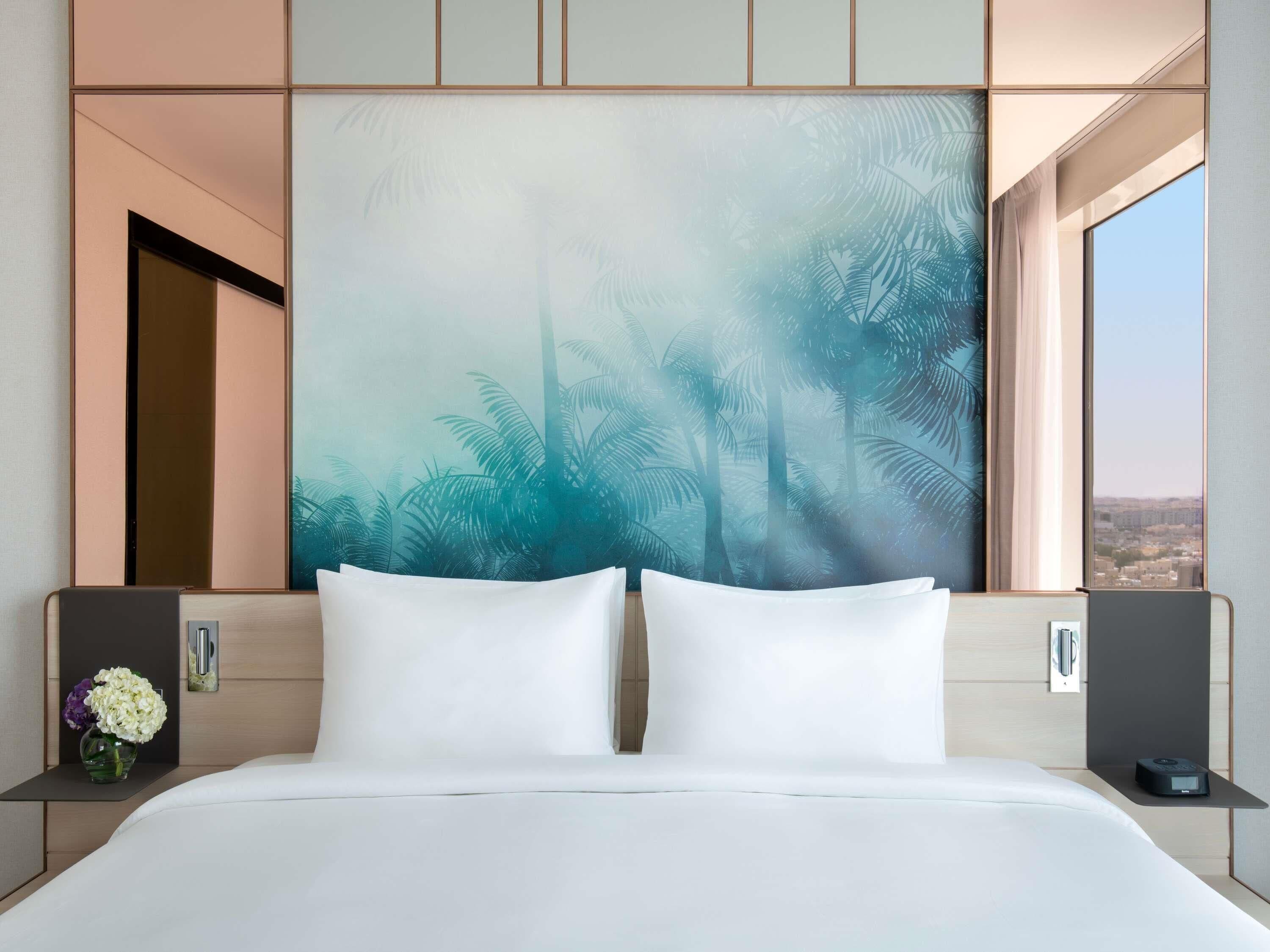 Ropa de cama de alta calidad y minibar 