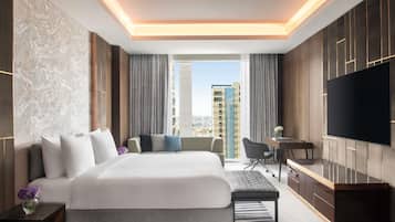 Ropa de cama de alta calidad, minibar, caja fuerte y cortinas opacas