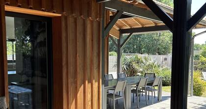 Villa en bois neuve, Ă 5min de plage