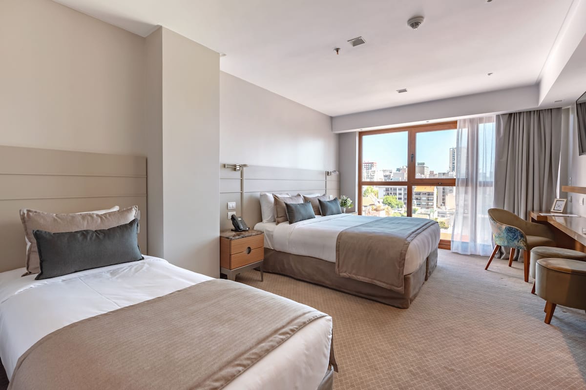 Chambre Triple Deluxe, vue ville