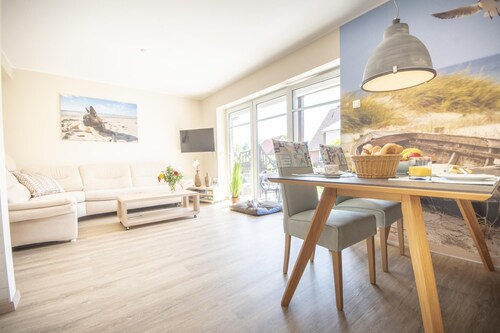 Hund und Meer, Hannoversche Straße 17 EG, 27476 Cuxhaven- Sahlenburg