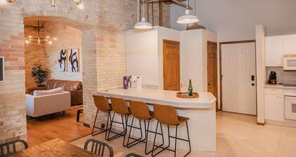 Waterfront 2BDR Condo in Grand Haven 110