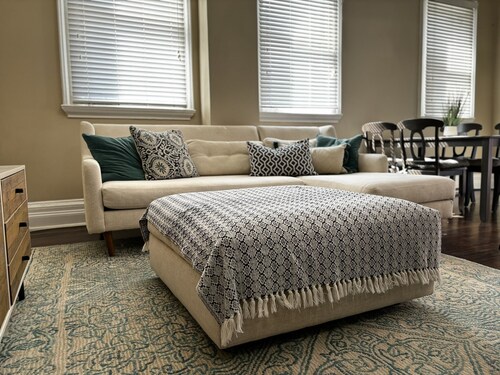 Charming 1BR Albany retreat w/ parking & full kitchen, near MVP Arena, Washington Park & dining