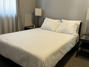 1 chambre, fer et planche à repasser, accès au Wi-Fi (inclus)