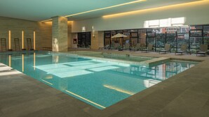 Indoor pool, a heated pool - Elegant Condo in Polanco. (Ciudad de México)